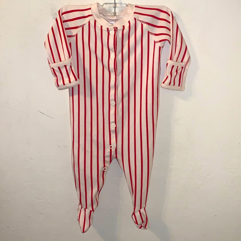 🎁Like New Kids-Baby Hanna Andersson Cream/Red Stripe Onesie footies-(3-6) months